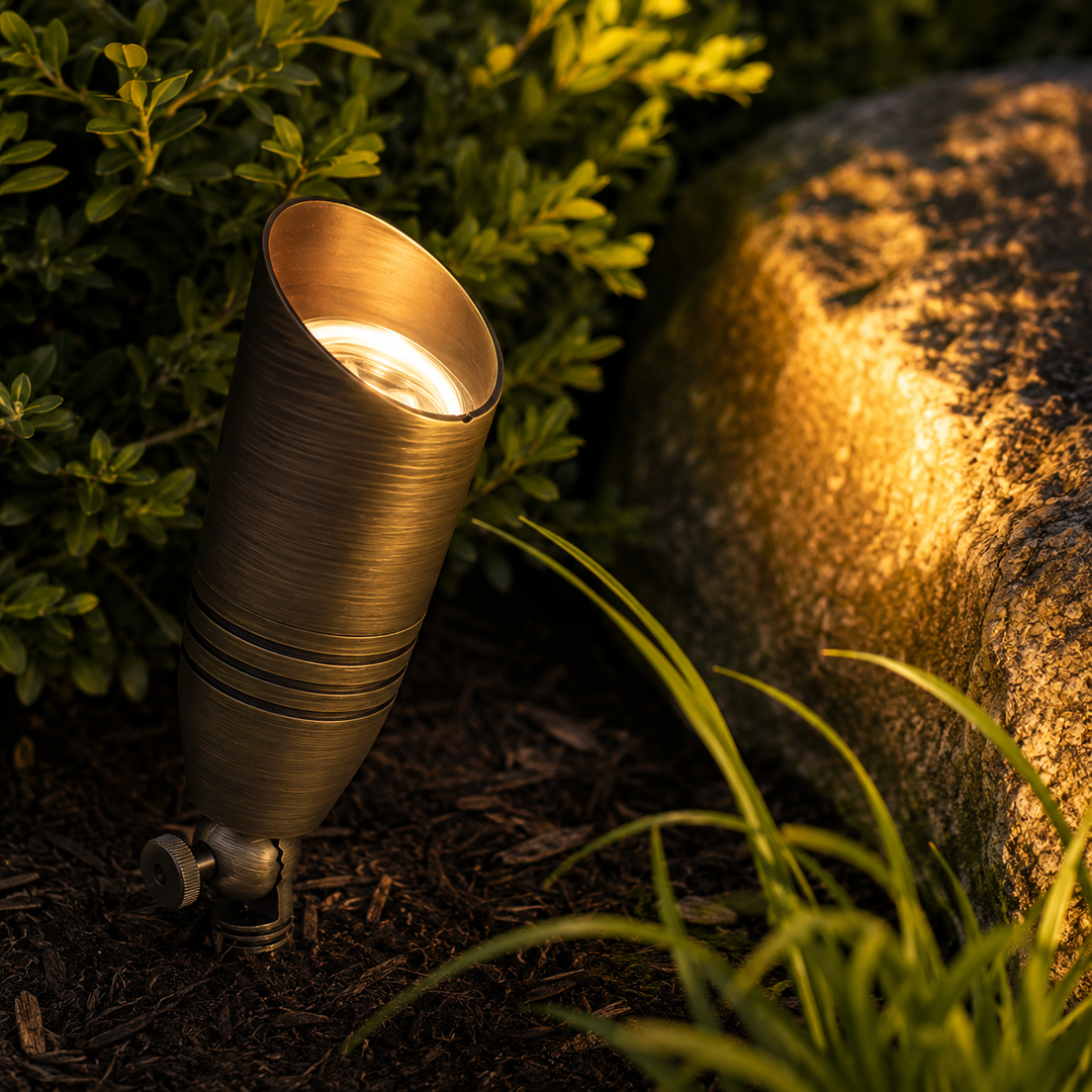 Outdoor Landscape Lighting LED 12V Low Voltage SPB06 4x/8x/12x Package 12V Low Voltage LED Outdoor Landscape Brass Spotlight with MR16 5W 3000K Bulb
