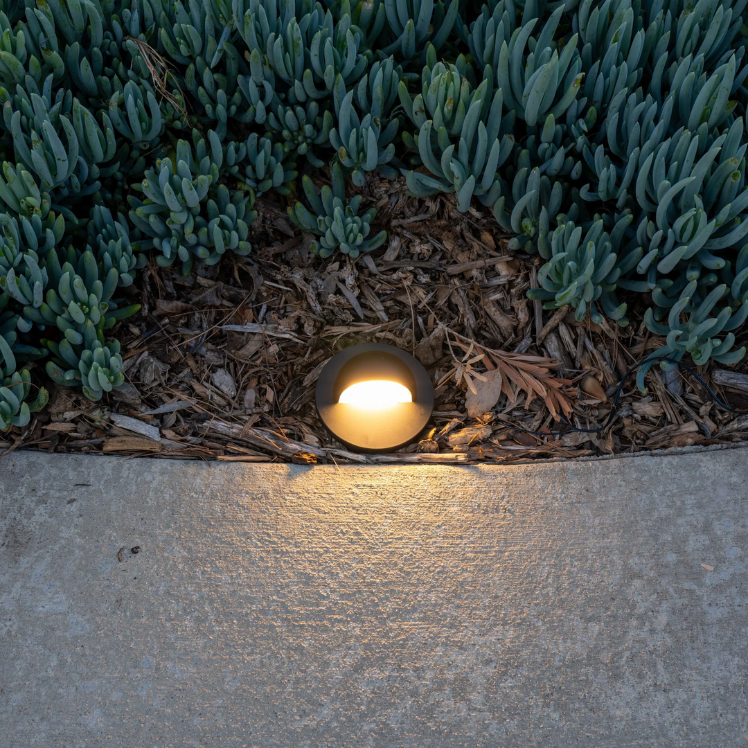 Outdoor Landscape Lighting LED 12V Low Voltage UNAL02 Primo Quarto Aluminum Round Surface Mount Half-Moon Integrated 6W 3000K LED In-Ground Well Light Low Voltage Landscape Lighting