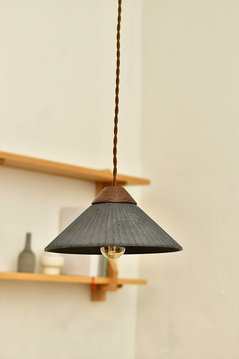Outdoor Landscape Lighting LED 12V Low Voltage Summit Mountain Concrete Hanging Pendant Light E26 Socket Line Voltage 100V-240V AC IP64 Damp-rated