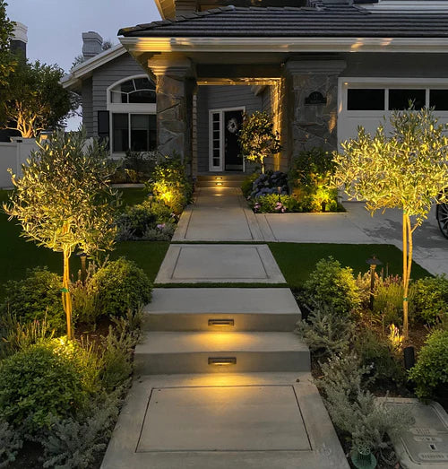 Outdoor Landscape Lighting LED 12V Low Voltage STB16 2W 12V Low Voltage LED Cast Brass Surface Mounted Slim Horizontal Outdoor & Indoor 7.37" Step Light