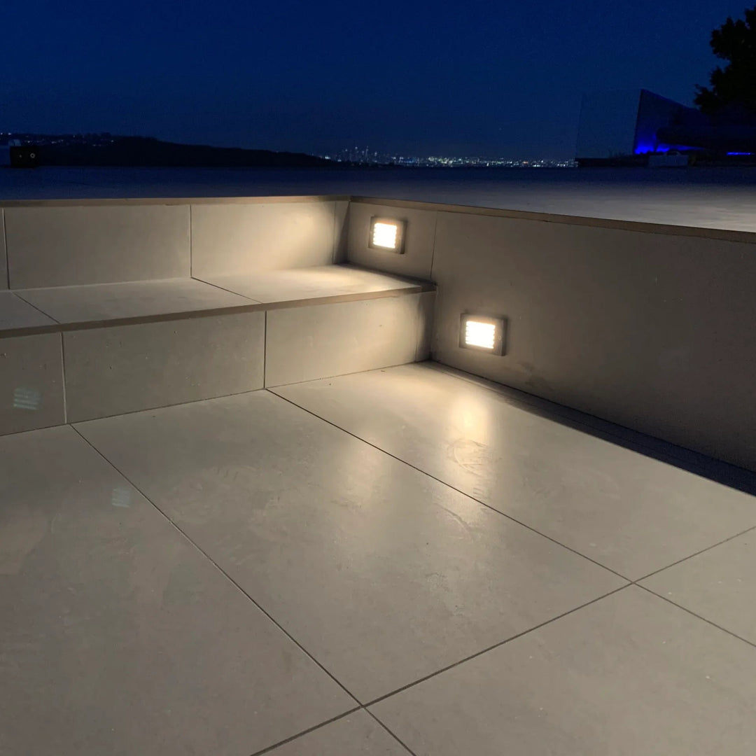 Outdoor Landscape Lighting LED 12V Low Voltage STB07 4x/8x/12x Package 2W LED 4.5" Surface Mounted Horizontal Outdoor & Indoor Brass Step Light 12V Low Voltage