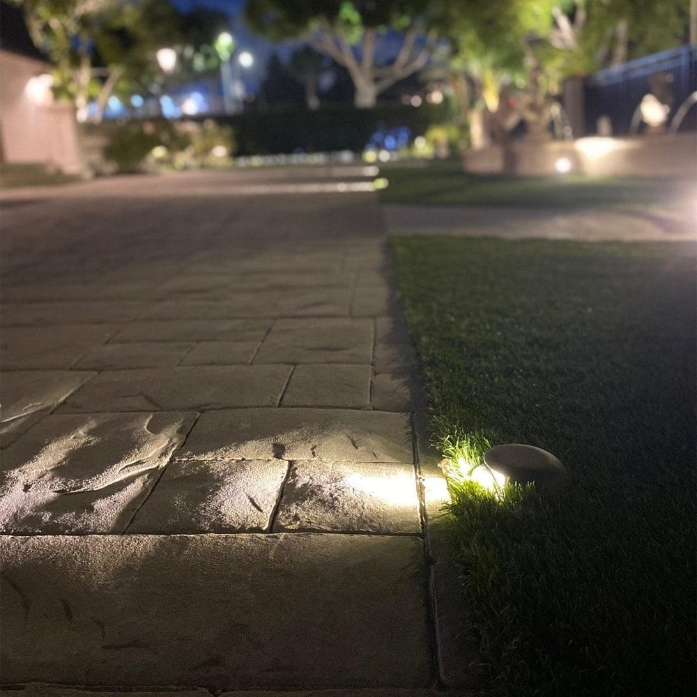 Outdoor Landscape Lighting LED 12V Low Voltage STA05 4x/8x/12x Package 3W 12V Low Voltage Cast Aluminum Round Surface Mount LED Step or Deck Light